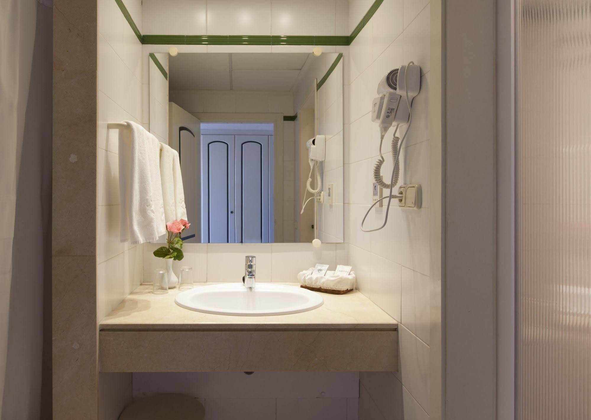 Son Bou Apartments Εξωτερικό φωτογραφία